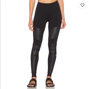 Alo Yoga Moto leggings